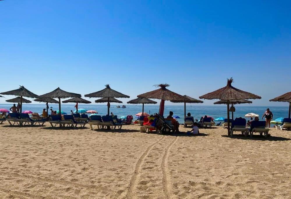 Tolles Ferienhaus Mit Sonnenterrasse Direkt Am Meer Isla Cristina Zewnętrze zdjęcie